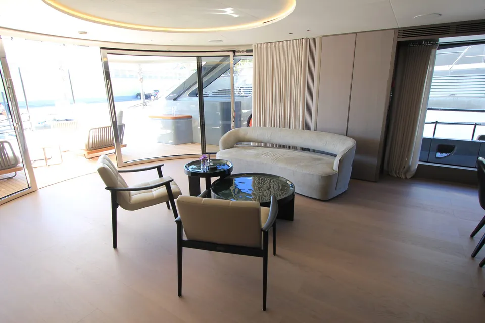 Y, 2025 Benetti Oasis 34M, photo 14