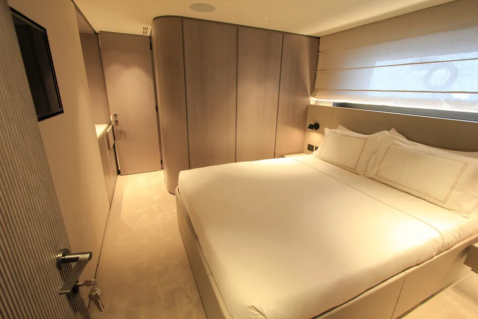 Y, 2025 Benetti Oasis 34M, photo 26