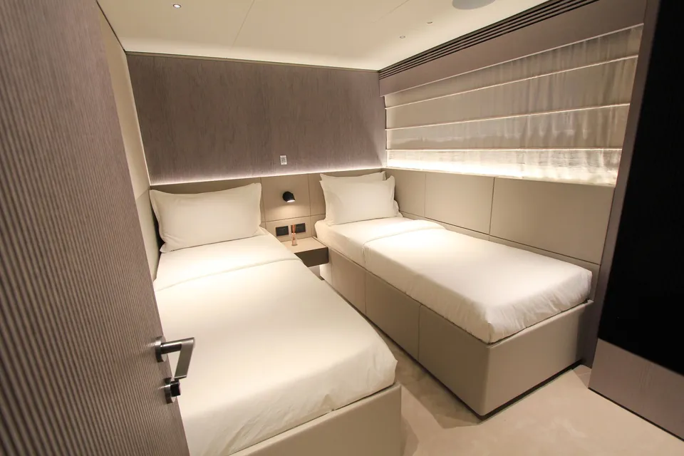 Y, 2025 Benetti Oasis 34M, photo 29