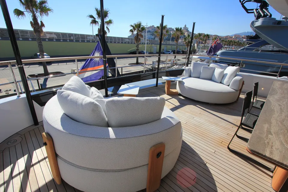 Y, 2025 Benetti Oasis 34M, photo 39