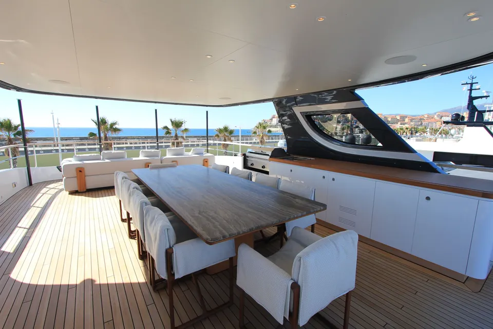 Y, 2025 Benetti Oasis 34M, photo 40