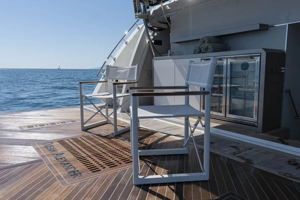 Makoro, 2020 Ocean Alexander 26R Enclosed, photo 9
