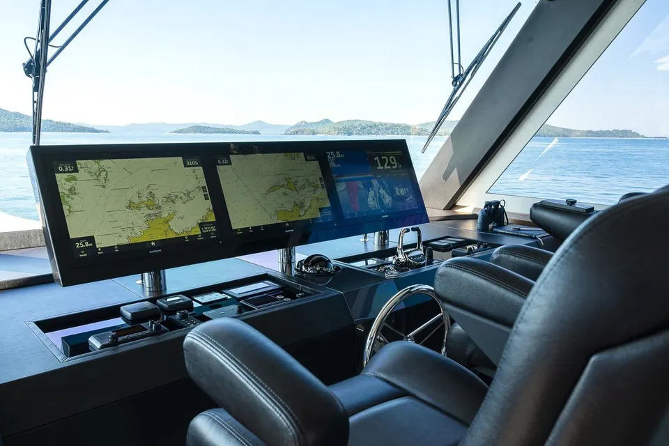 Makoro, 2020 Ocean Alexander 26R Enclosed, photo 39
