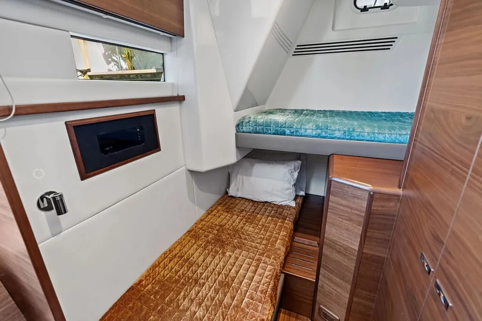 R&R, 2025 Princess F65, photo 22