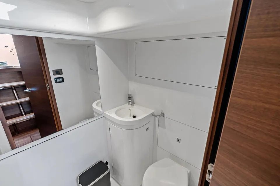 R&R, 2025 Princess F65, photo 29