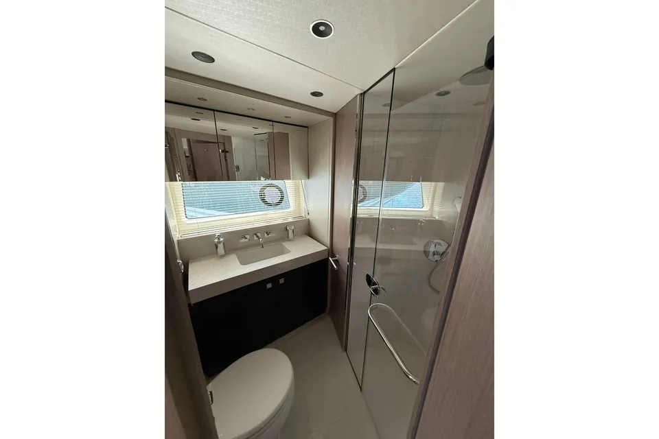 Svetlana, 2025 Sunseeker 76 Yacht, photo 5