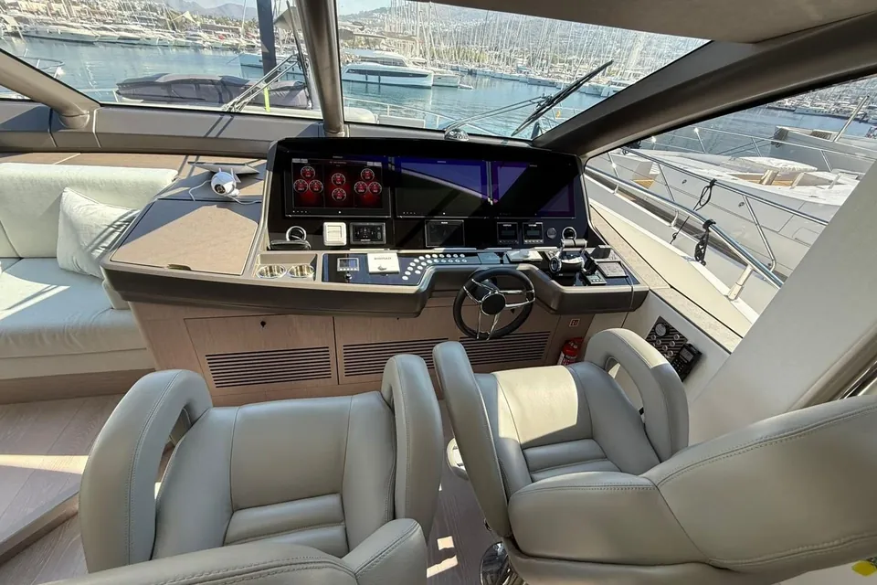 Svetlana, 2025 Sunseeker 76 Yacht, photo 16