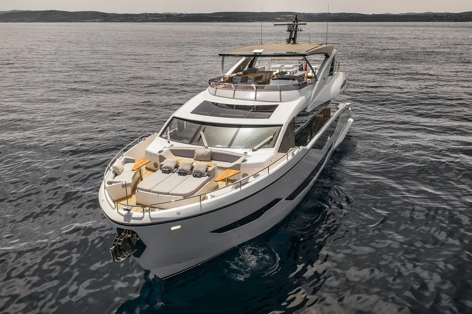 W of Jersey, 2023 Sunseeker 90 Ocean, photo 4