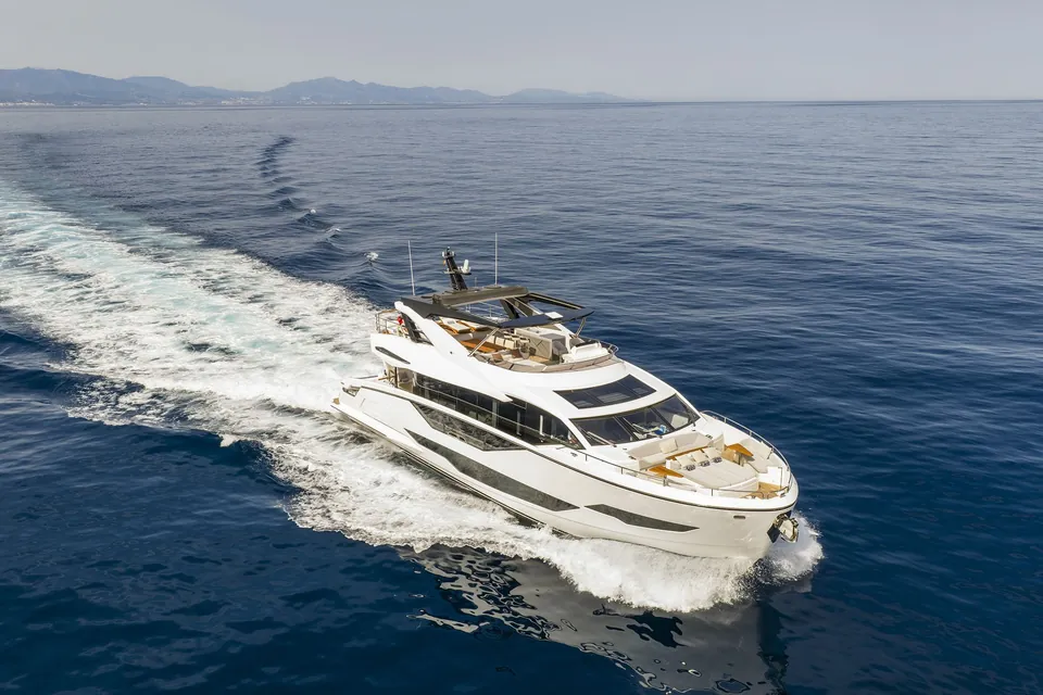 W of Jersey, 2023 Sunseeker 90 Ocean, photo 6
