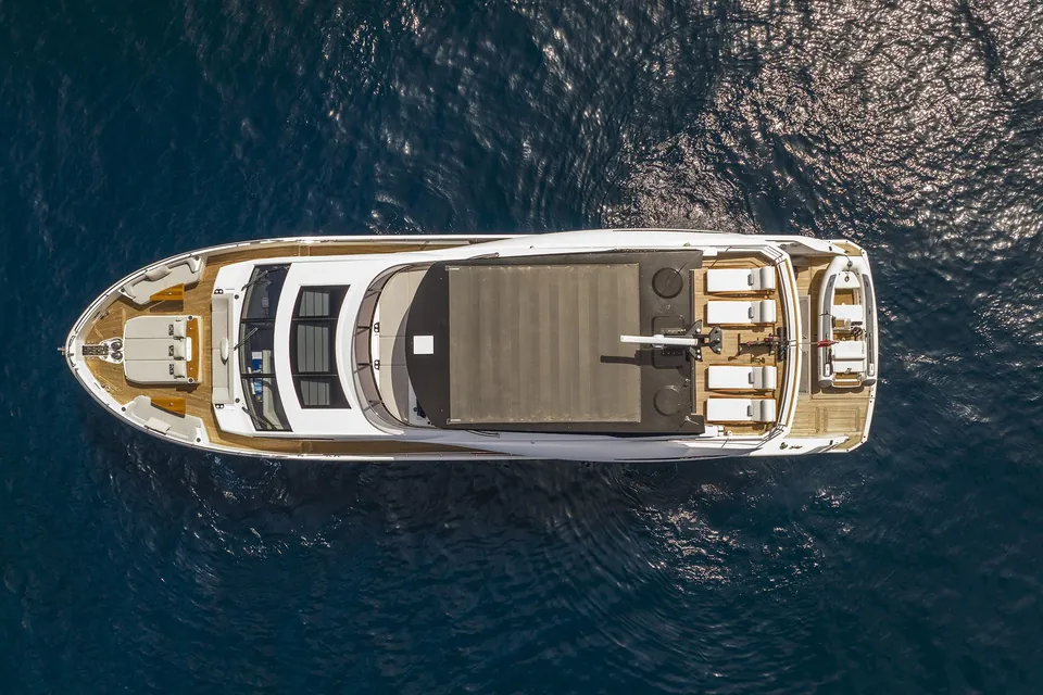 W of Jersey, 2023 Sunseeker 90 Ocean, photo 8