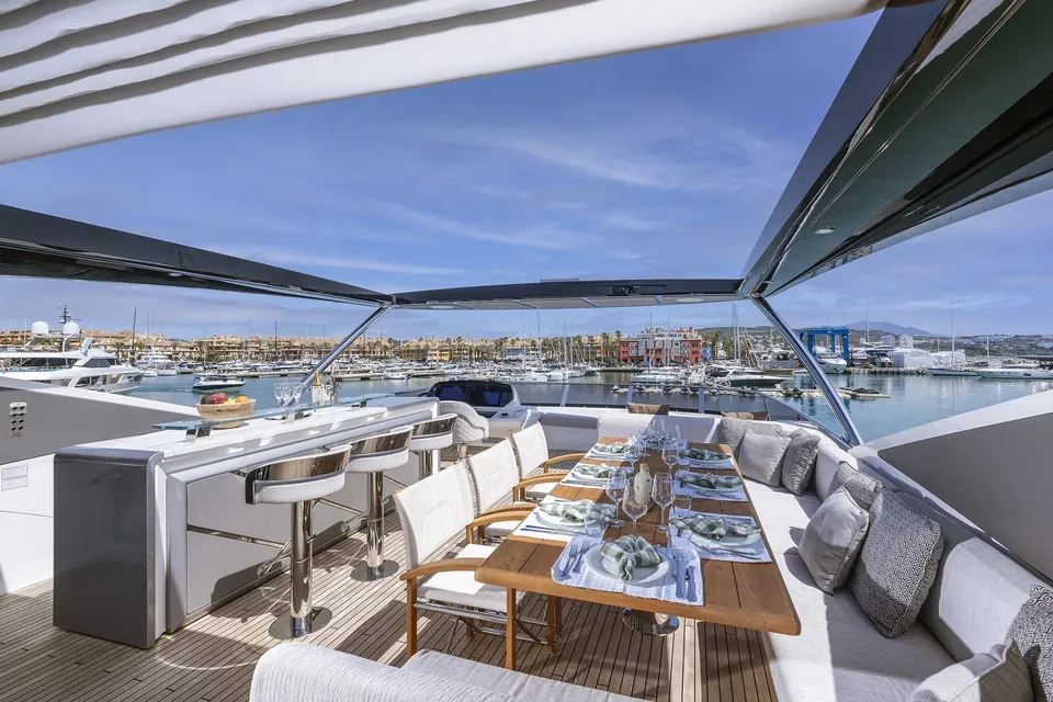 W of Jersey, 2023 Sunseeker 90 Ocean, photo 12