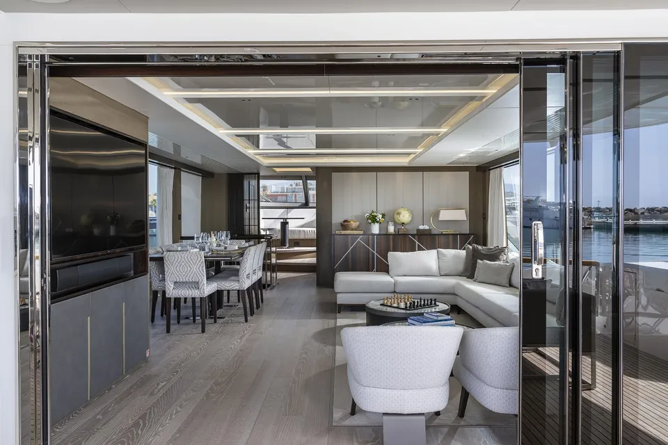W of Jersey, 2023 Sunseeker 90 Ocean, photo 22