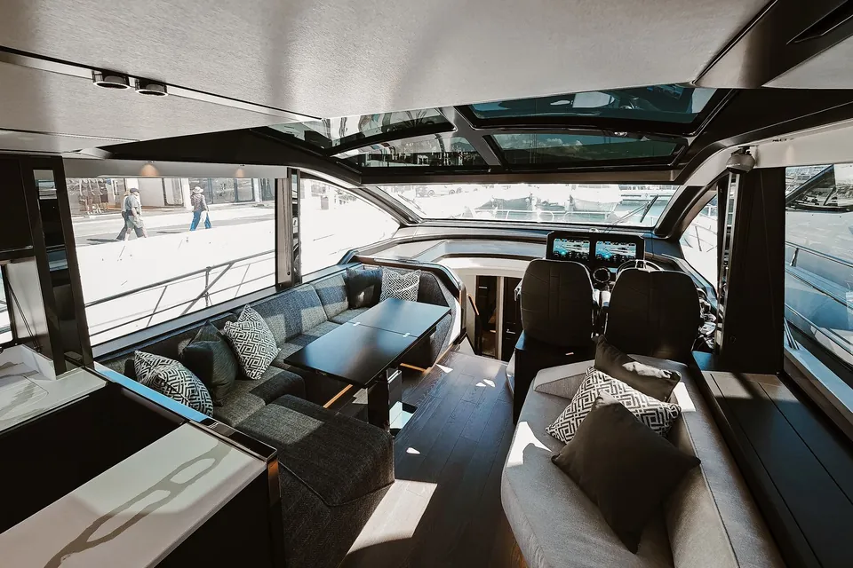 2023 Sunseeker Predator 65, photo 10