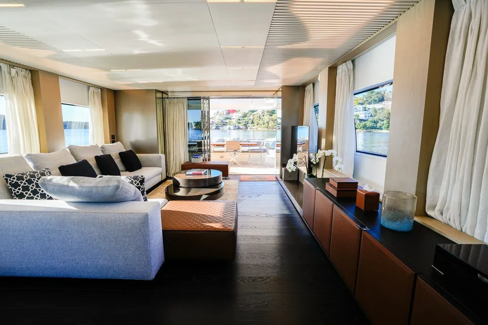 Toro, 2017 Ferretti 850, photo 6