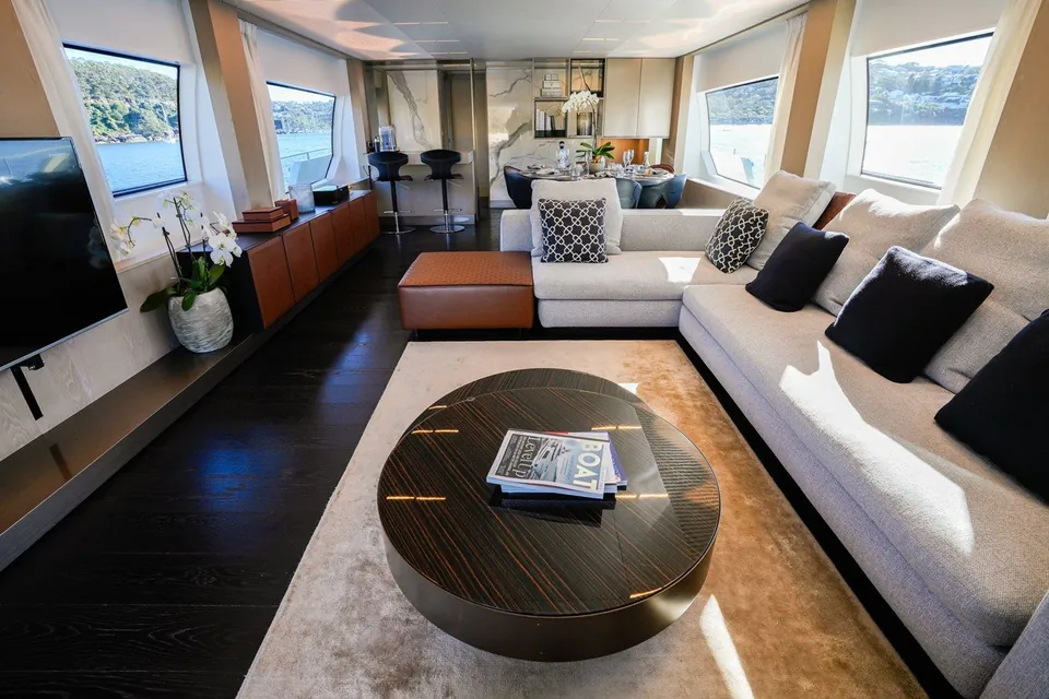 Toro, 2017 Ferretti 850, photo 9