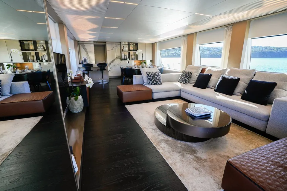 Toro, 2017 Ferretti 850, photo 10