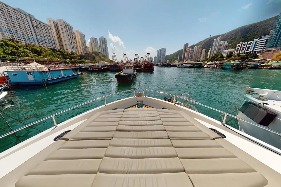 A&K, 2015 Sunseeker 86 Yacht, photo 29