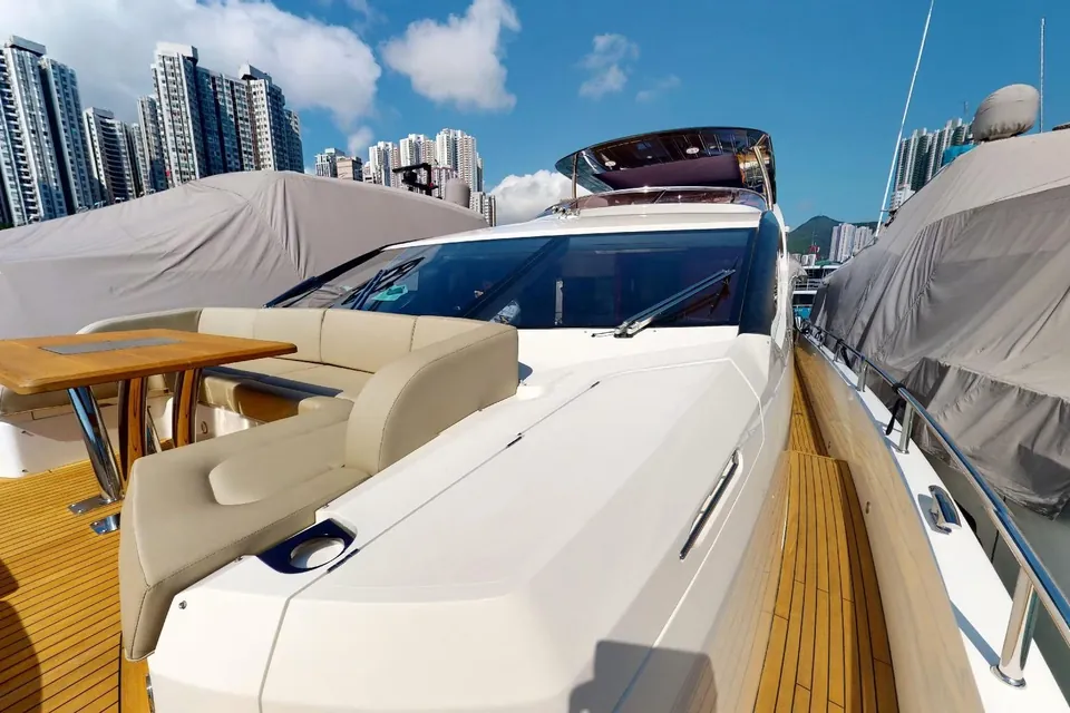 A&K, 2015 Sunseeker 86 Yacht, photo 34