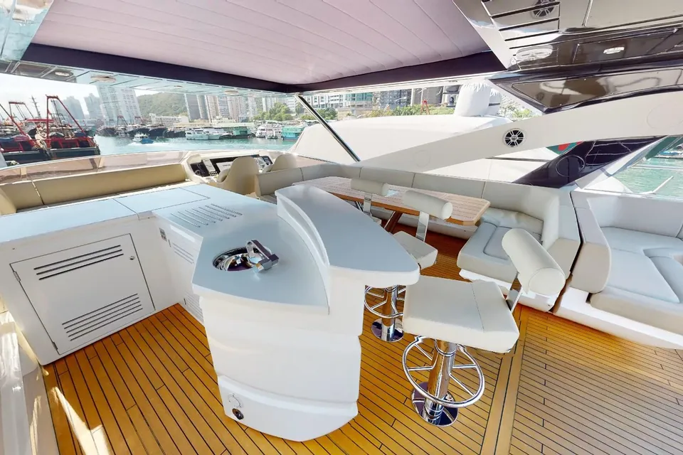 A&K, 2015 Sunseeker 86 Yacht, photo 42