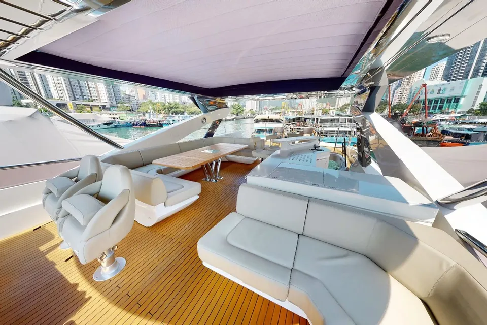 A&K, 2015 Sunseeker 86 Yacht, photo 46