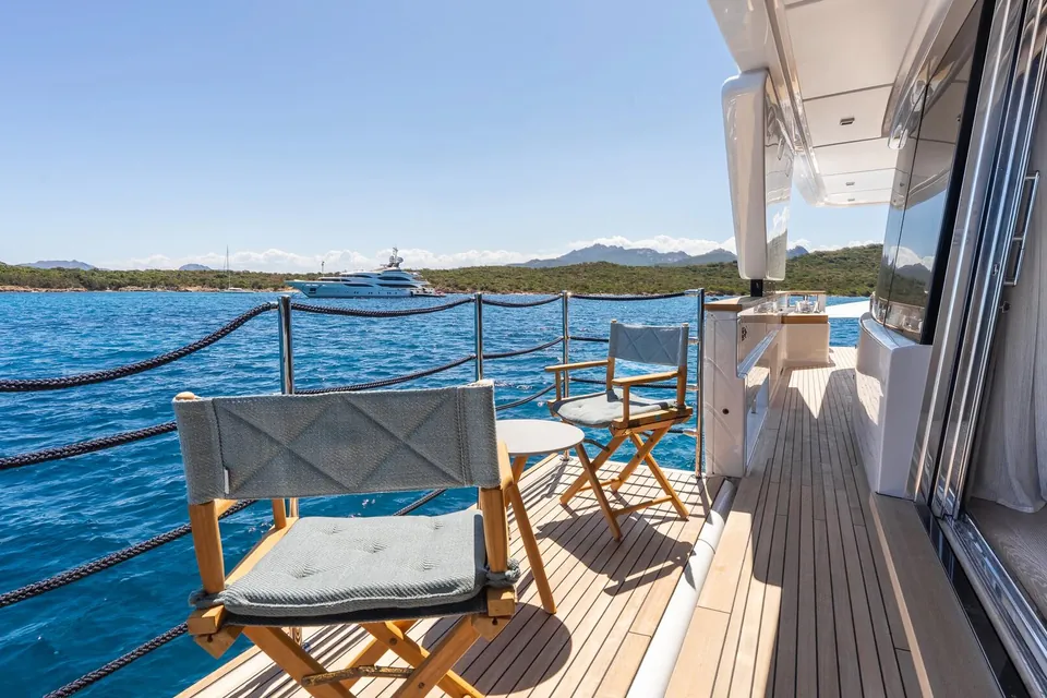 Queen J III, 2024 Custom Line Navetta 33, photo 17