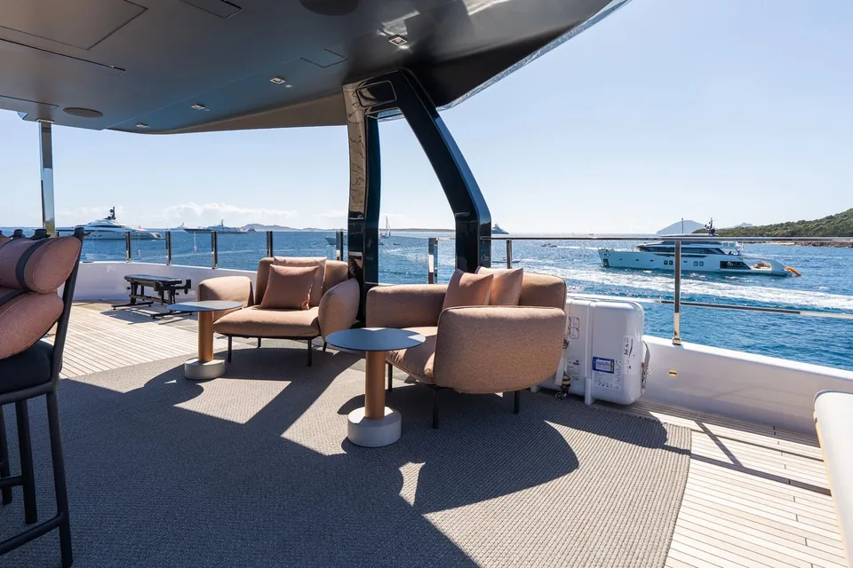 Queen J III, 2024 Custom Line Navetta 33, photo 22