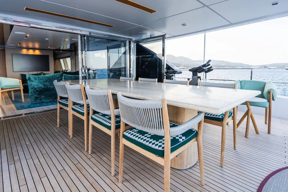 Queen J III, 2024 Custom Line Navetta 33, photo 26