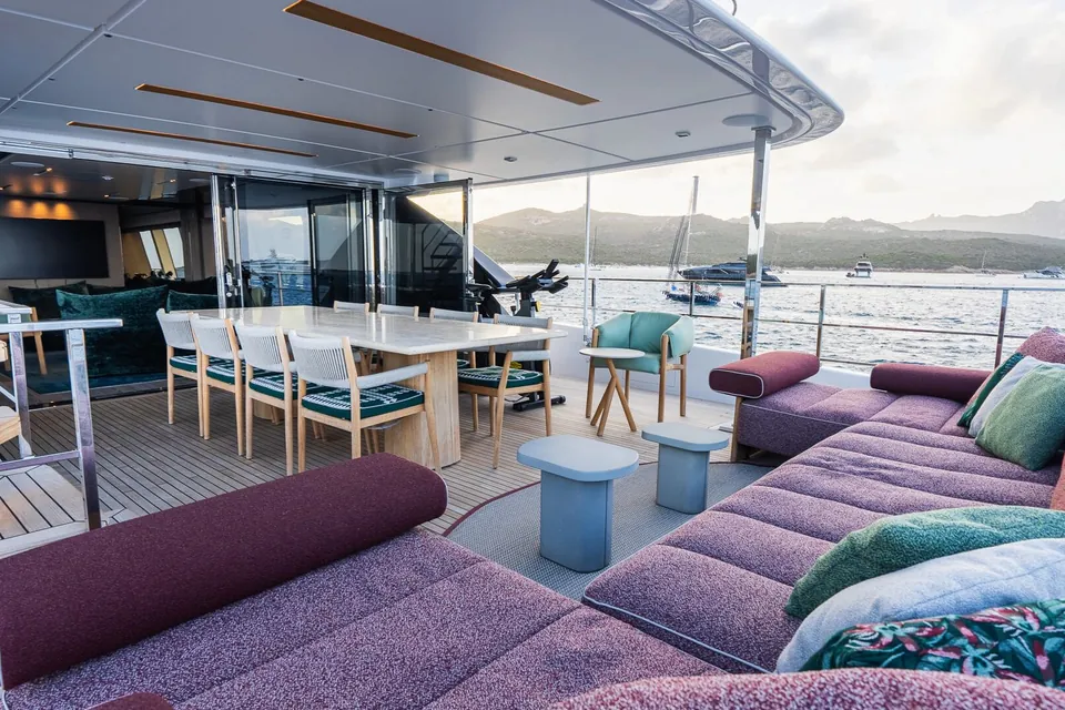 Queen J III, 2024 Custom Line Navetta 33, photo 27