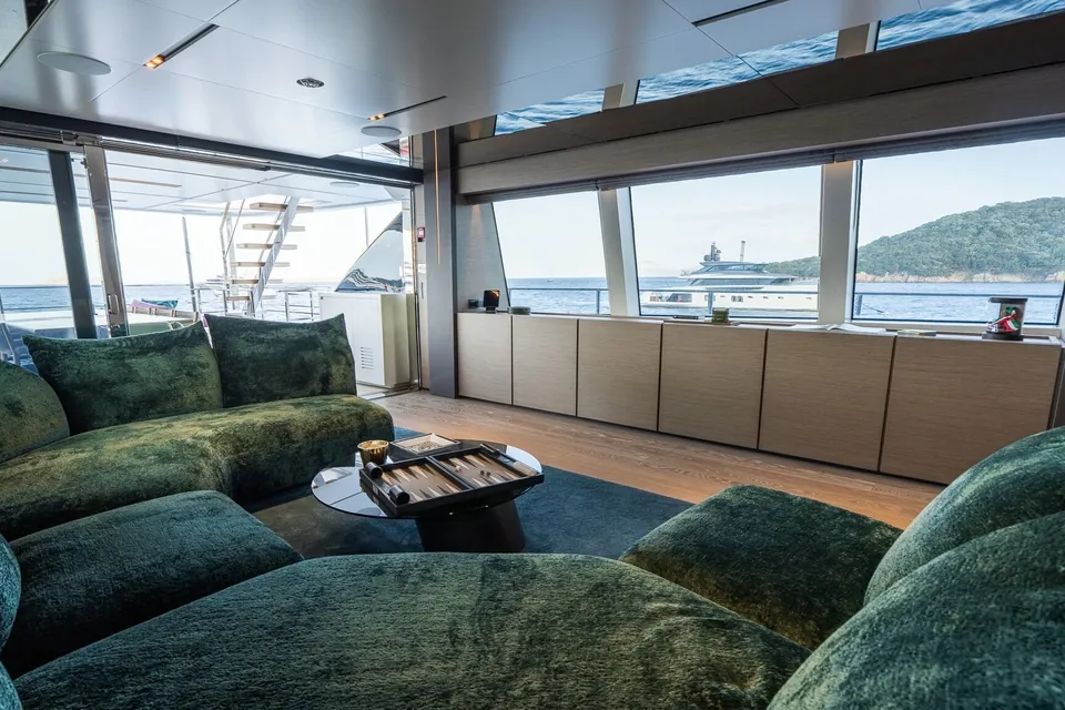 Queen J III, 2024 Custom Line Navetta 33, photo 38