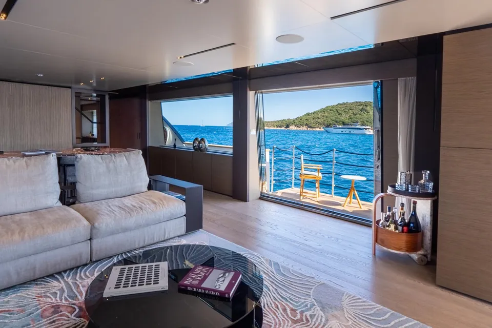 Queen J III, 2024 Custom Line Navetta 33, photo 52