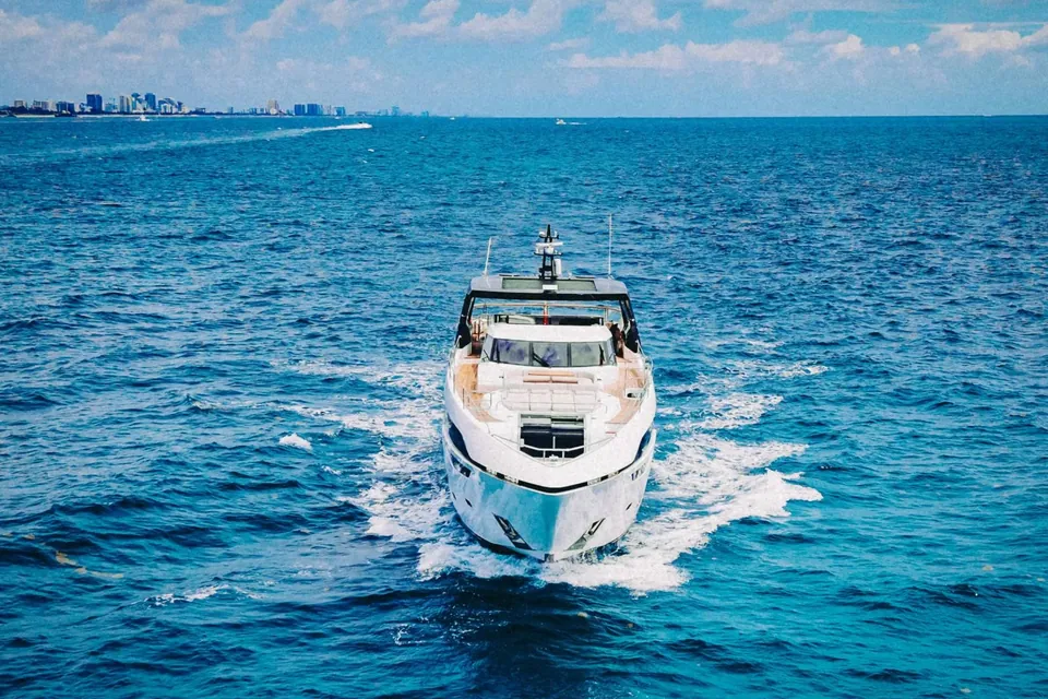Pura Vida II, 2024 Sunseeker, photo 3