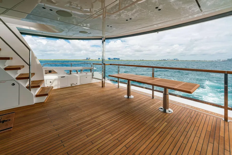 Pura Vida II, 2024 Sunseeker, photo 9