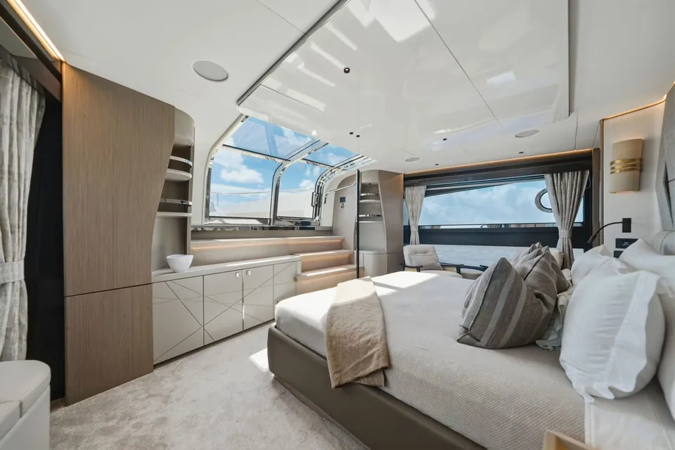 Pura Vida II, 2024 Sunseeker, photo 18