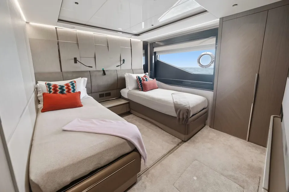 Pura Vida II, 2024 Sunseeker, photo 28