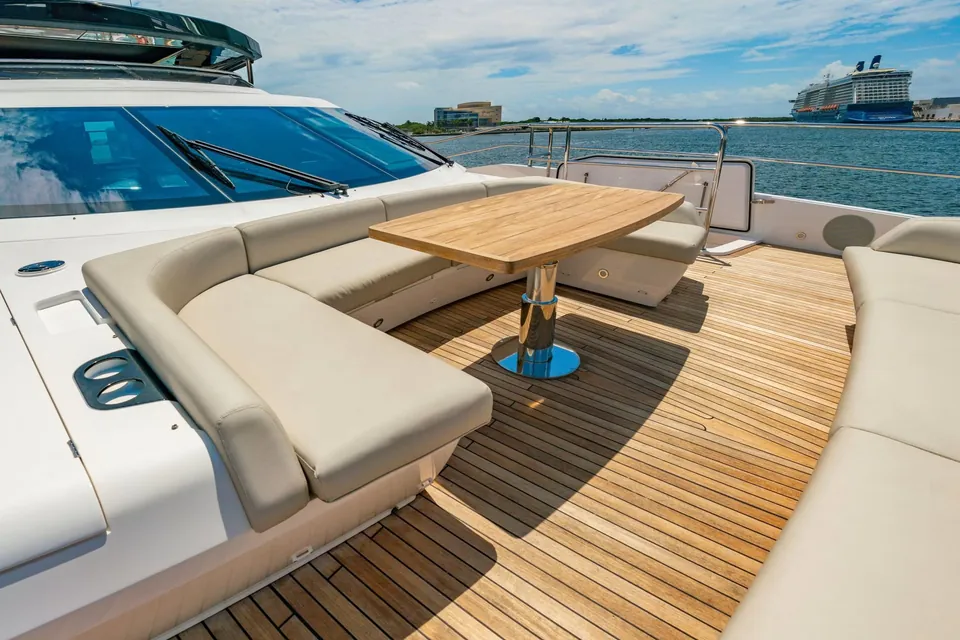 Pura Vida II, 2024 Sunseeker, photo 33