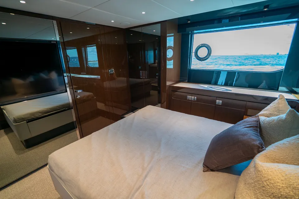 Bel Sogno, 2024 Riva 68' Diable, photo 6