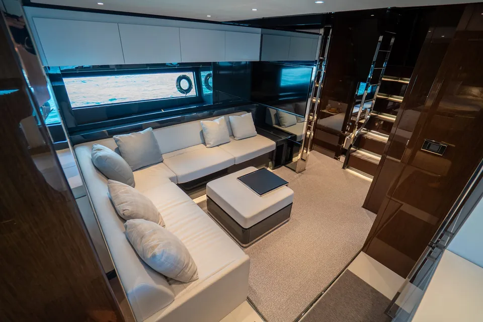 Bel Sogno, 2024 Riva 68' Diable, photo 5