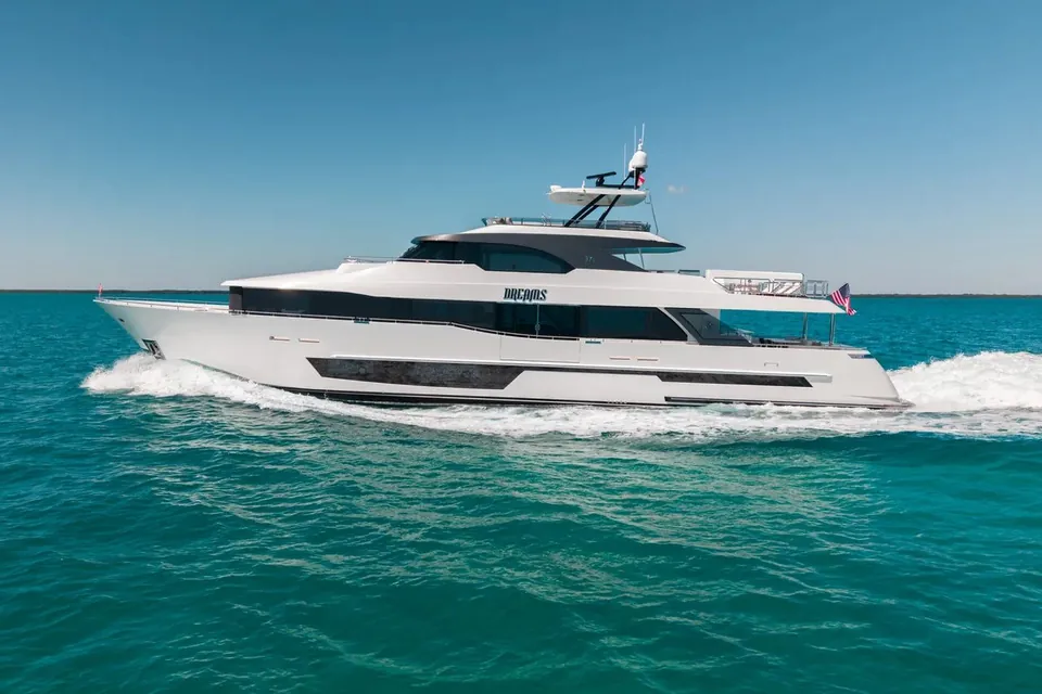 Dreams, 2022 Ocean Alexander, photo 3