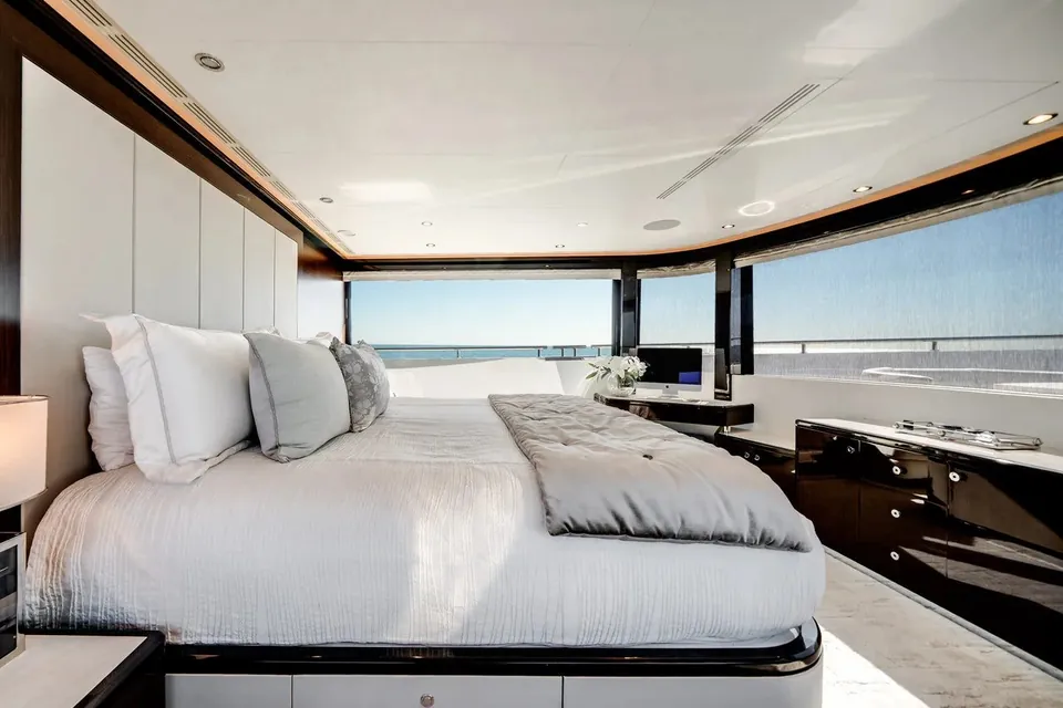 Dreams, 2022 Ocean Alexander, photo 42