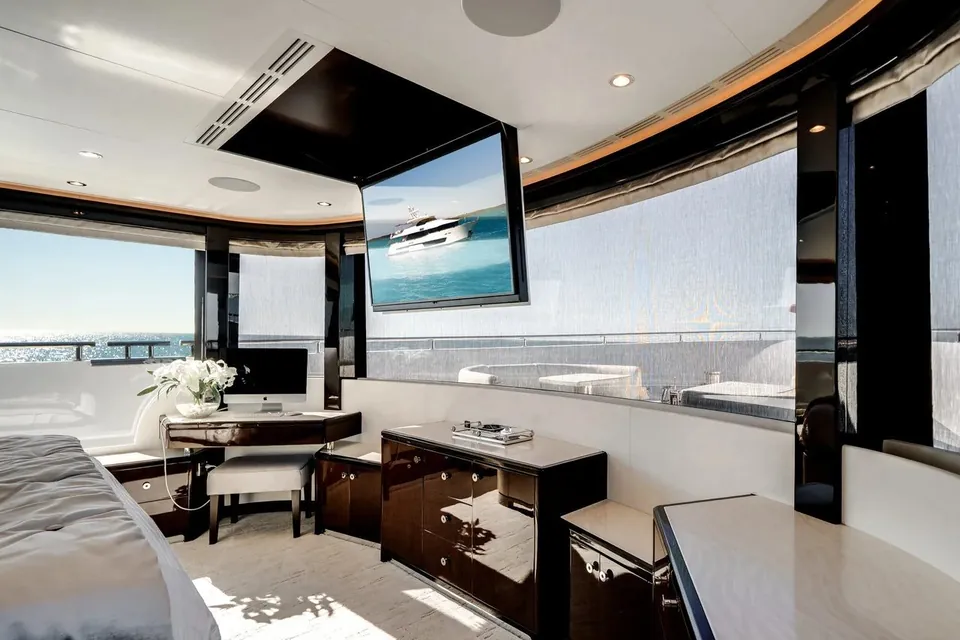 Dreams, 2022 Ocean Alexander, photo 45
