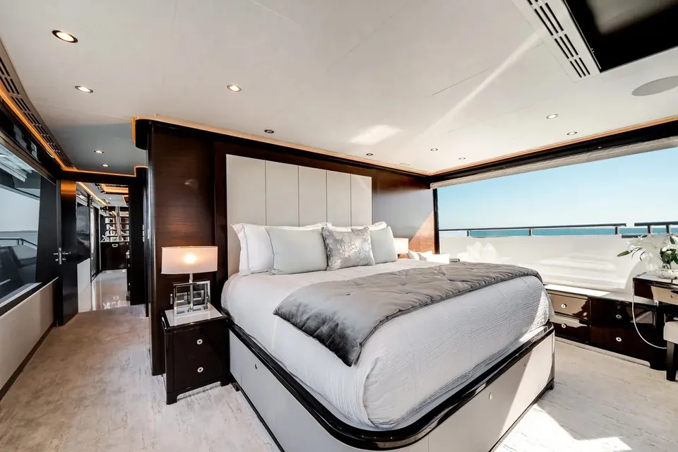 Dreams, 2022 Ocean Alexander, photo 46