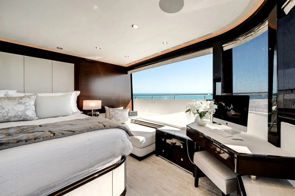 Dreams, 2022 Ocean Alexander, photo 49