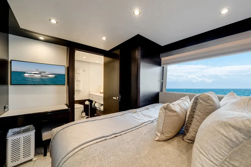 Dreams, 2022 Ocean Alexander, photo 63