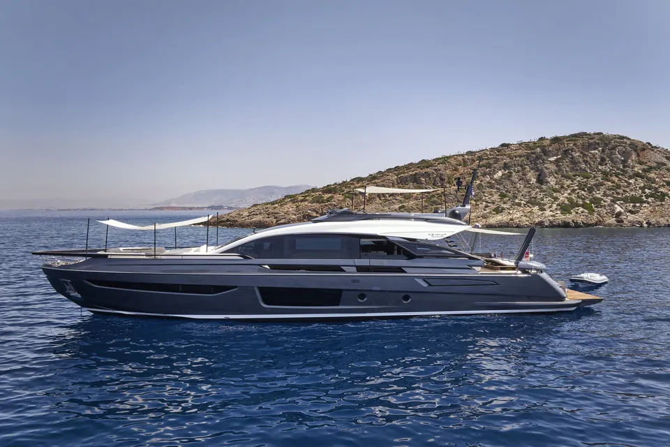 D Five, 2021 Azimut S10, photo 1