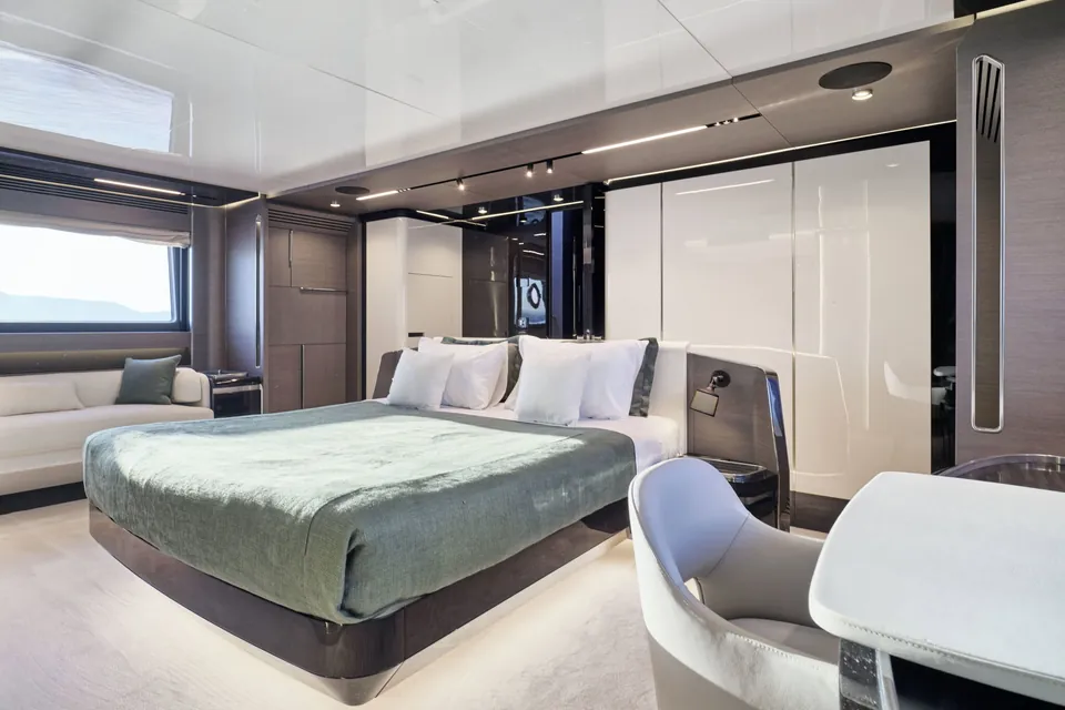D Five, 2021 Azimut S10, photo 6