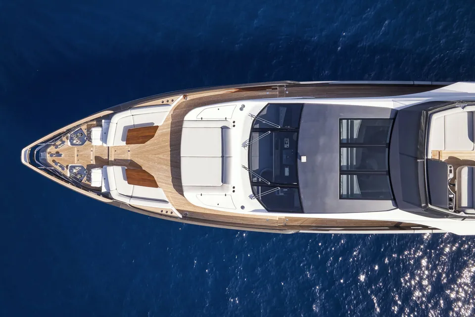 D Five, 2021 Azimut S10, photo 12