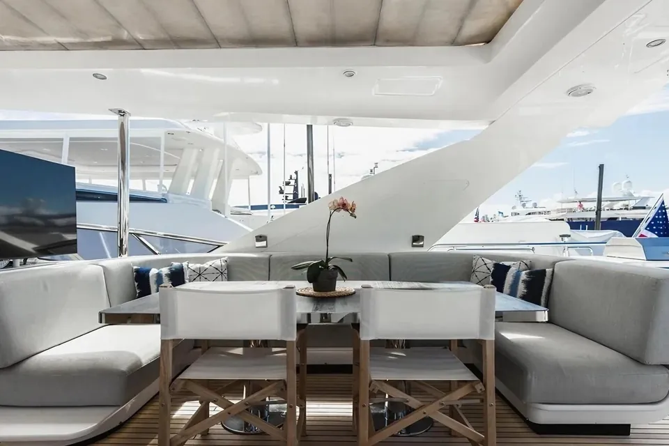 Cloud 9, 2019 Azimut, photo 13