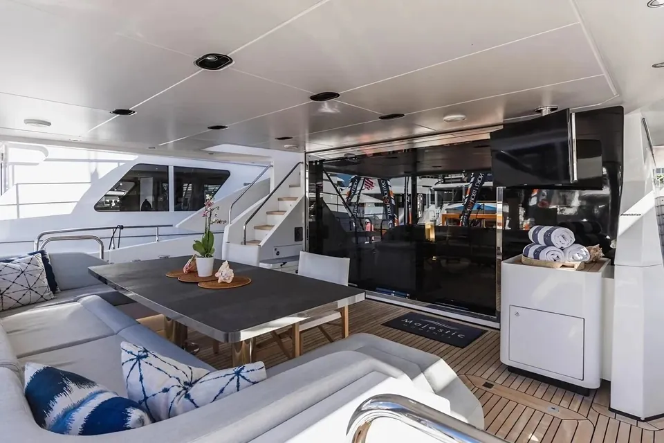 Cloud 9, 2019 Azimut, photo 15
