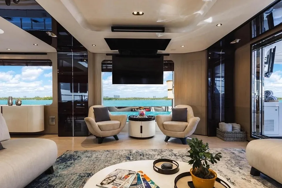 Cloud 9, 2019 Azimut, photo 18