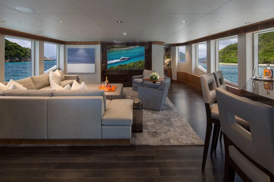 Muchos Mas, 2016 Crescent Yachts Custom, photo 7